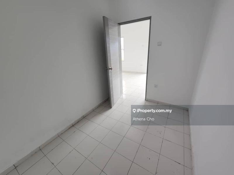 1-storey Terraced House for Sale in Taman Bakti YNS, Labu by Athena Cho - iProperty.com.my