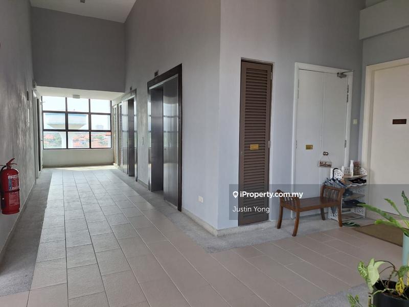 For Sale - Ara Hill Condominium