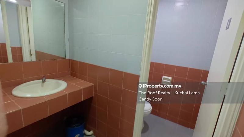 Pejabat untuk Dijual di KLCC, KL City Centre oleh Candy Soon - iProperty.com.my