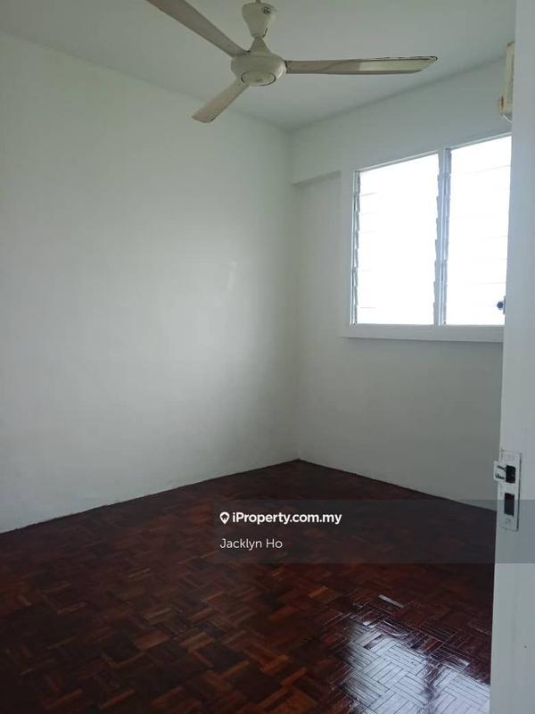 Pangsapuri untuk Dijual di Desa Rahmat (Graceland Villa) oleh Jacklyn Ho - iProperty.com.my