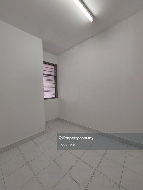 Rumah Pangsa untuk Dijual di PKNS Ampang Jaya oleh John Chin - iProperty.com.my