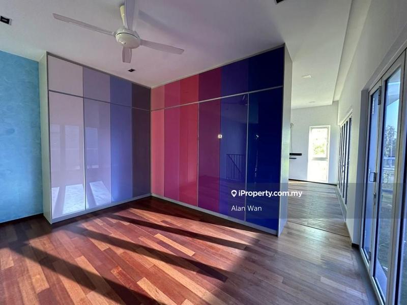 Bungalow House untuk Dijual di Lakefront Villa, Cyberjaya oleh Alan Wan - iProperty.com.my