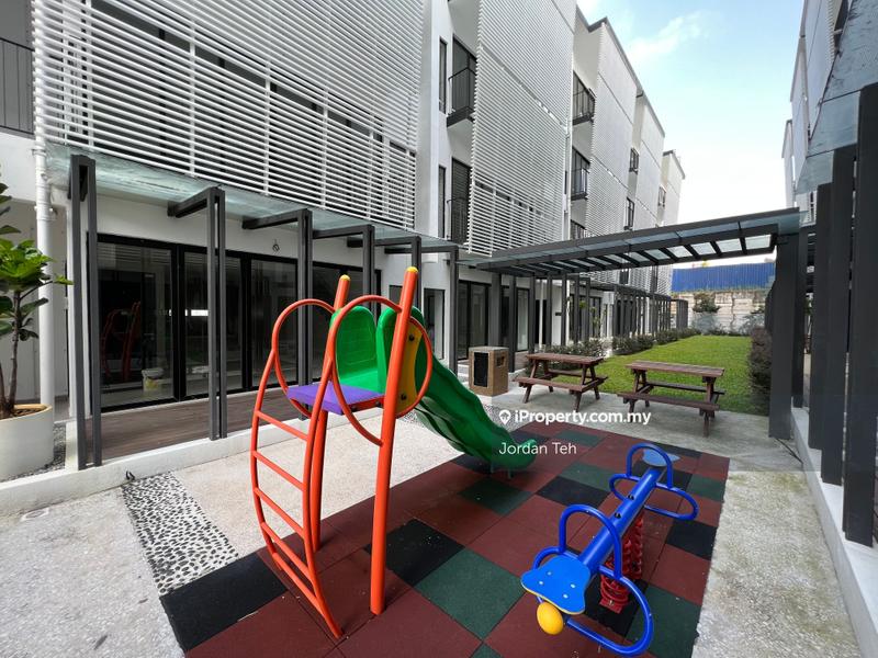 Rumah Bandar untuk Dijual di AmanAra Residence, Kayu Ara, Petaling Jaya, Kayu Ara oleh Jordan Teh - iProperty.com.my