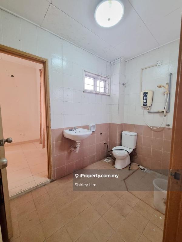 Rumah Berkembar untuk Dijual di Taman Kipark, Puchong oleh Shirley Lim - iProperty.com.my