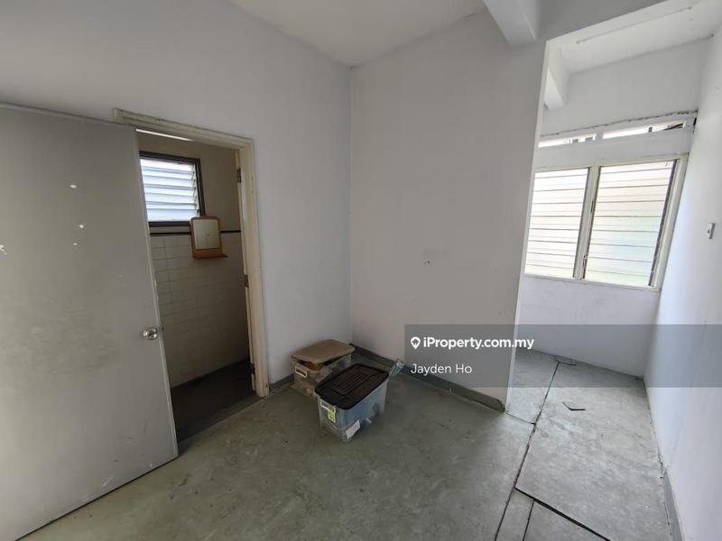 Bungalow House for Sale in Sea Park, Petaling Jaya by Jayden Ho - iProperty.com.my