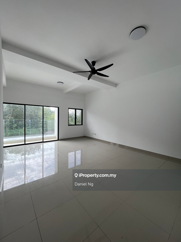Rumah Bandar untuk Dijual di 28 Residence, Taman Orkid, Salak Tinggi, Sepang, S, Sepang oleh Daniel Ng - iProperty.com.my