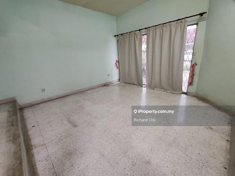Rumah Berangkai 2 Tingkat untuk Dijual di Taman Mayang, Petaling Jaya oleh Richard Ooi - iProperty.com.my