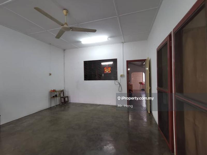 Rumah Teres 1-Tingkat untuk Dijual di Kg Simee, Ipoh oleh Mr. Heng - iProperty.com.my