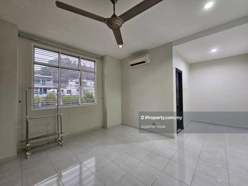 Rumah Teres 2-Tingkat untuk Dijual di Taman Muzaffar Heights, Bukit Katil oleh Joanne How - iProperty.com.my
