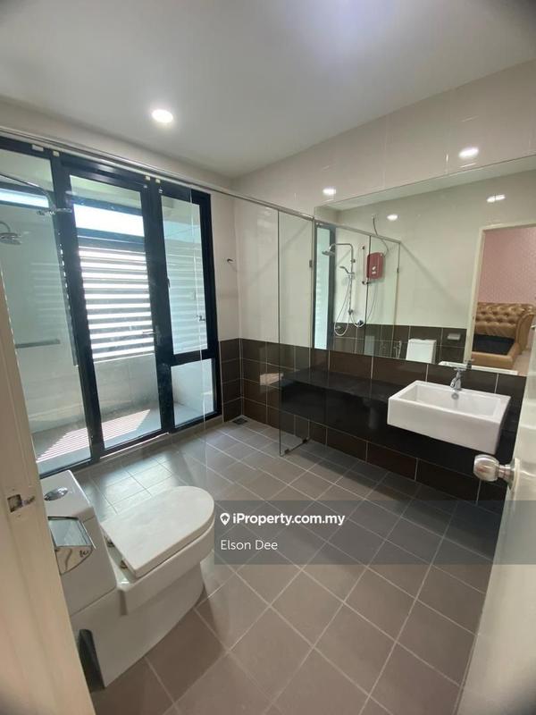 Rumah Berangkai 3 Tingkat untuk Dijual di Southbay Residence, Batu Maung, Batu Maung oleh Elson Dee - iProperty.com.my