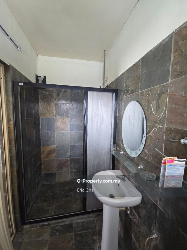 Rumah Berangkai 2 Tingkat untuk Dijual di Taman Puchong Intan, Puchong oleh Eric Chai - iProperty.com.my