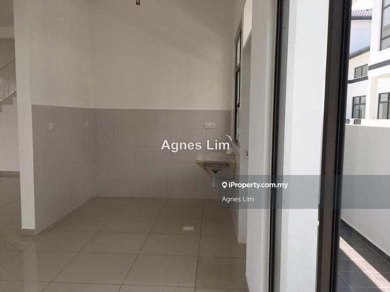 Rumah Berangkai 2 Tingkat untuk Dijual di Eco Grandeur, Puncak Alam oleh Agnes Lim - iProperty.com.my