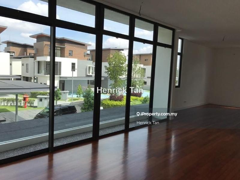 Banglo untuk Dijual di Kota Kemuning, Shah Alam oleh Henrick Tan - iProperty.com.my