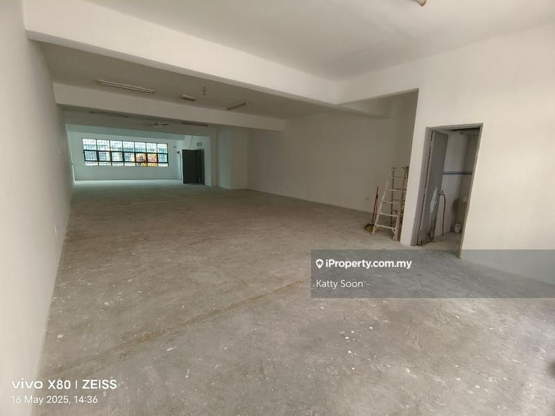 For Sale - Cheong Hin Plaza Business Park Commercial City Serdang Perdana Serdang Seri Kembangan