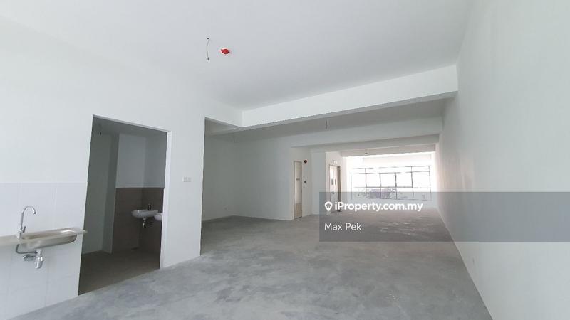 Shop / Office untuk Dijual di Cheras Balakong, Balakong oleh Max Pek - iProperty.com.my
