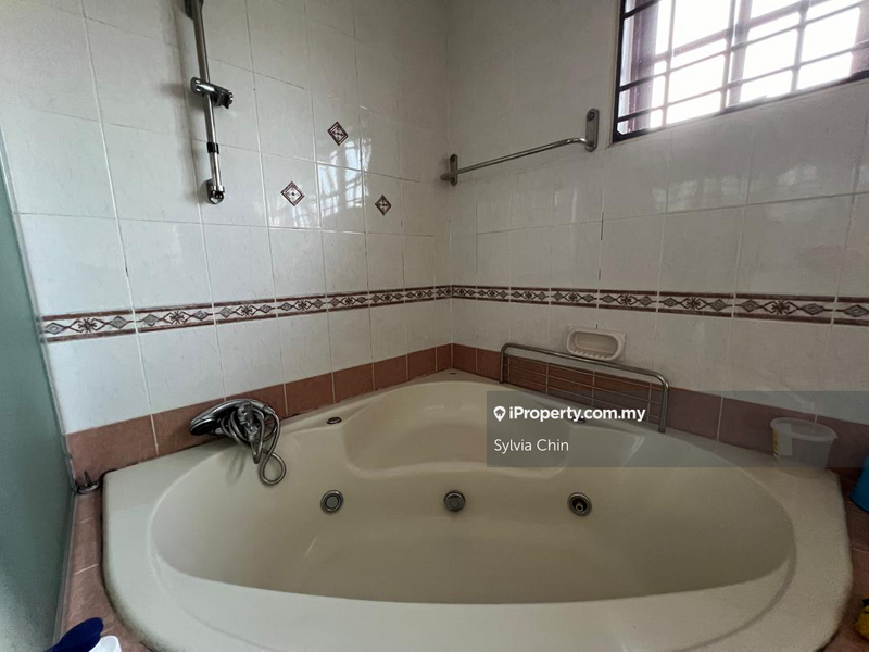 Rumah Berkembar untuk Dijual di Kota Damansara, Selangor oleh Sylvia Chin - iProperty.com.my