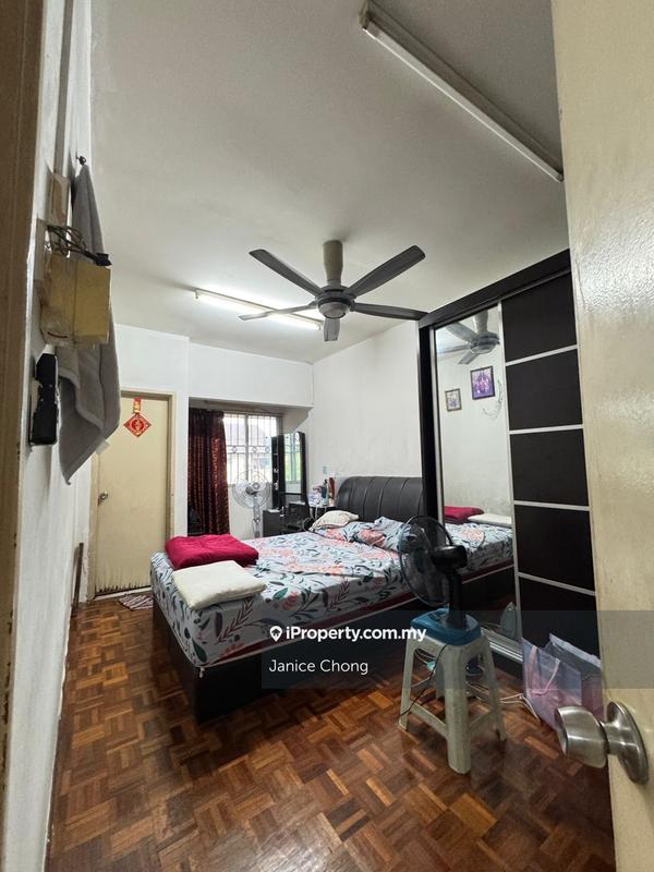 Rumah Teres 2-Tingkat untuk Dijual di Bandar Putra Permai, Seri Kembangan oleh Janice Chong - iProperty.com.my