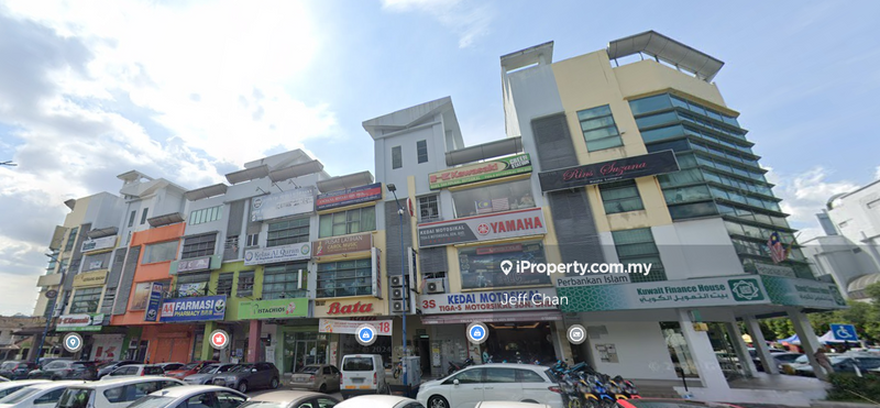 For Sale - ROI 4.8% | TAMAN PERMATA | 4 STOREY SHOP LOT | FREEHOLD |