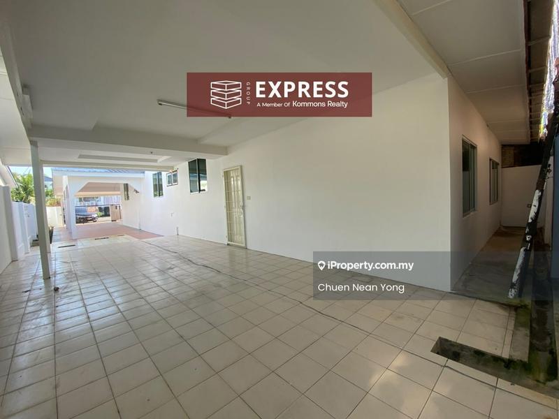 Rumah Berkembar untuk Dijual di Riam, Miri oleh Sam Yong - Entrance - iProperty.com.my