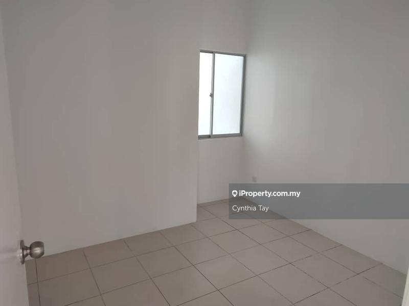 1-storey Terraced House for Sale in Iringan Bayu, Seremban by Cynthia Tay - iProperty.com.my