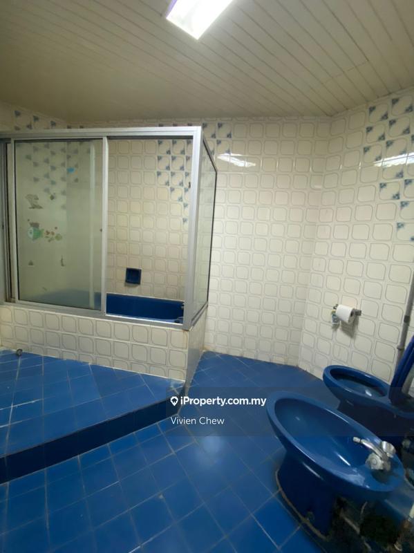 For Sale - 1 Persiaran Gurney