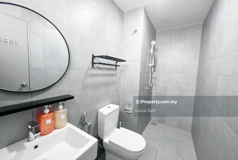 Service Residence for Sale in Parkland Residence by Lucus Goh - iProperty.com.my
