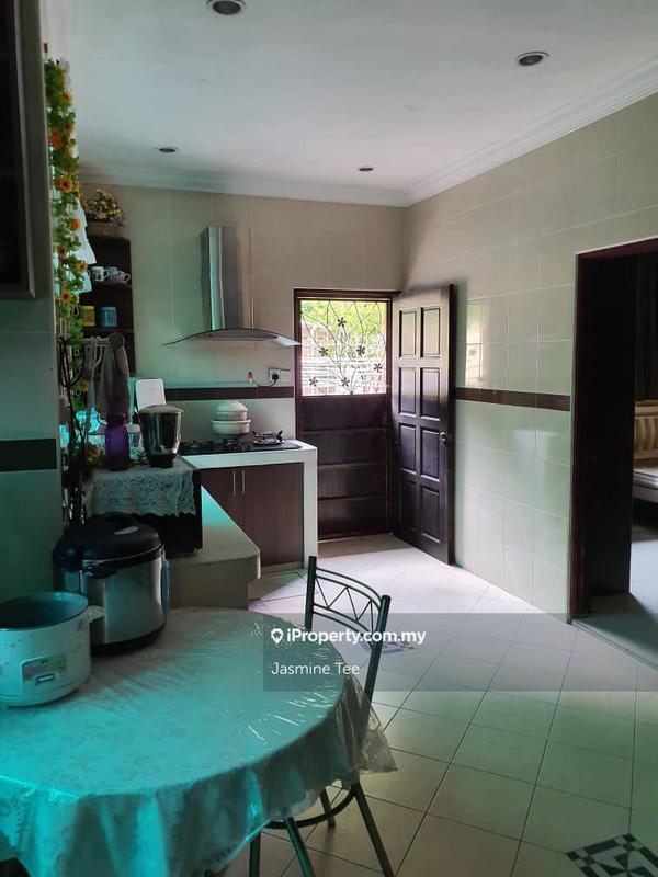 2.5-storey Terraced House for Sale in Laman Oakleaf, Bukit Antarabangsa,Ulu Klang,Ampang, Ampang by Jasmine Tee - iProperty.com.my