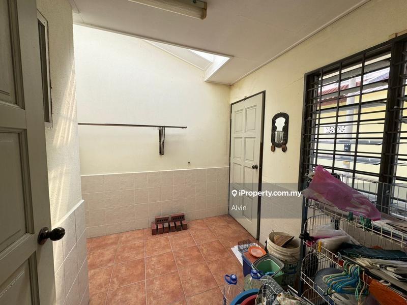 Rumah Berangkai 2 Tingkat untuk Dijual di rr06o, Batu Berendam oleh Alvin - iProperty.com.my