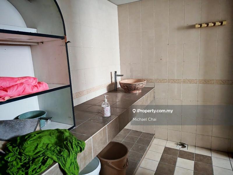 Kedai-Pejabat untuk Dijual di Bandar Puteri Puchong, Puchong oleh Michael Chai - iProperty.com.my