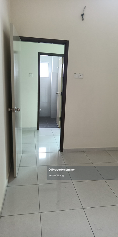 Semi-Detached House for Sale in Jalan kebun,taman bentara,Telok panglima garang, Shah Alam by Kelvin Wong - iProperty.com.my