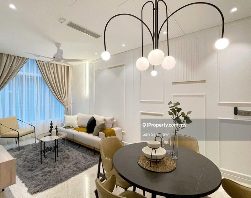 Kediaman Servis untuk Dijual di Regalia Residence oleh San San Hew - iProperty.com.my