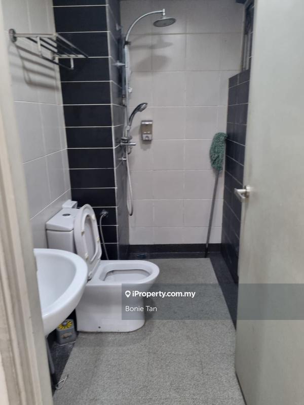 Kediaman Servis untuk Dijual di Livia Residence @ C180 oleh Bonie Tan - iProperty.com.my
