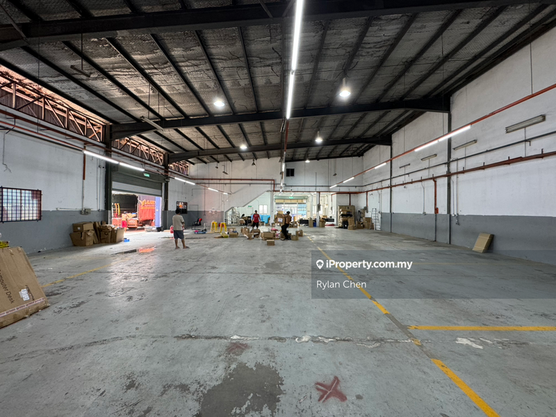 Kilang Berkembar untuk Dijual di Taman Sri Serdang, Seri Kembangan oleh Rylan Chen - iProperty.com.my