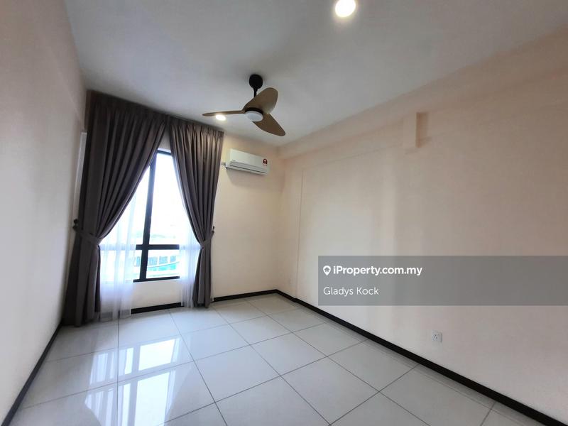 Service Residence for Sale in Woodsbury Suites by Gladys Kock - iProperty.com.my