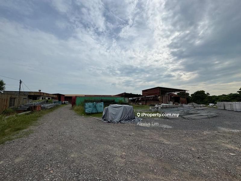 For Sale - 4.5 Acres Industry Land with factory @ Pengerang