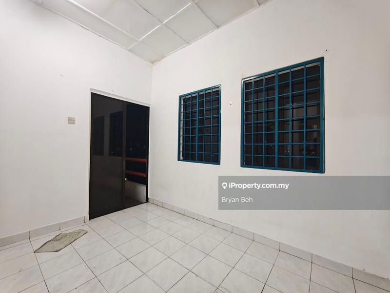 Pangsapuri untuk Dijual di Taman Lembah Maju 600 Apartment oleh Bryan Beh - iProperty.com.my