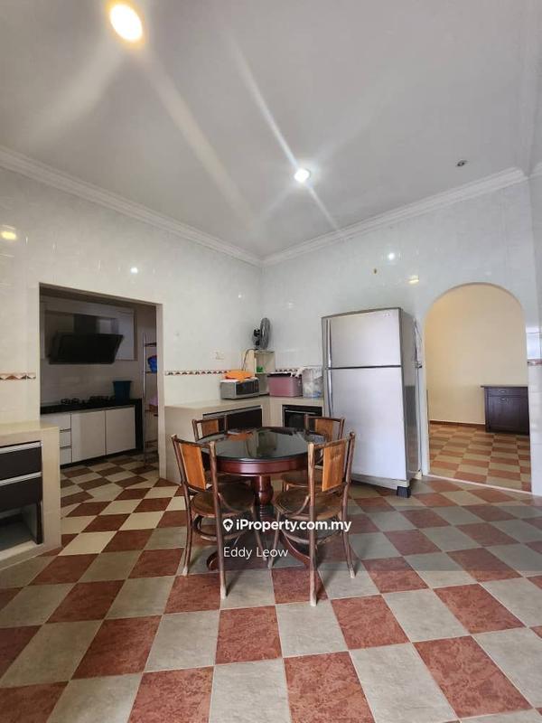 Bungalow House for Sale in Taman Cempaka, Klebang by Eddy Leow - iProperty.com.my