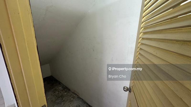 Rumah Berangkai 2 Tingkat untuk Dijual di Taman Prima Saujana, Kajang oleh Bryan Cho - Interior - iProperty.com.my