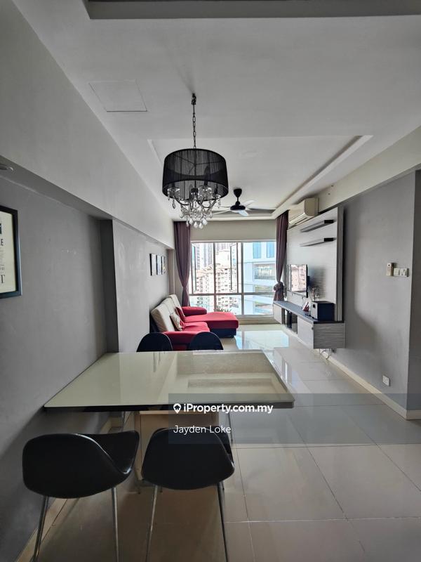 For Rent - Tiara Mutiara / The Crown