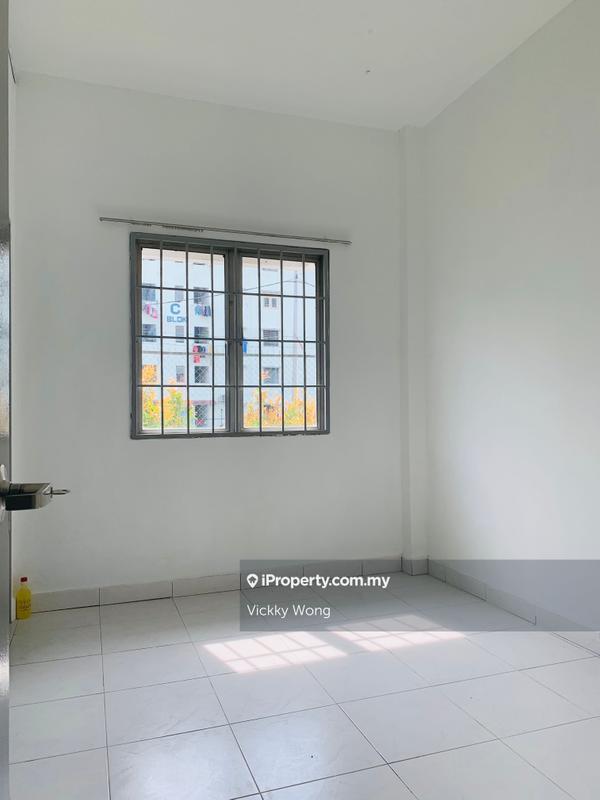 Pangsapuri untuk Disewa di Metro Villa oleh Vickky Wong - iProperty.com.my