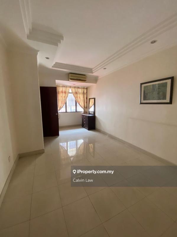2.5-storey Terraced House for Sale in Bandar Utama 10, Bandar Utama by Calvin Law - iProperty.com.my