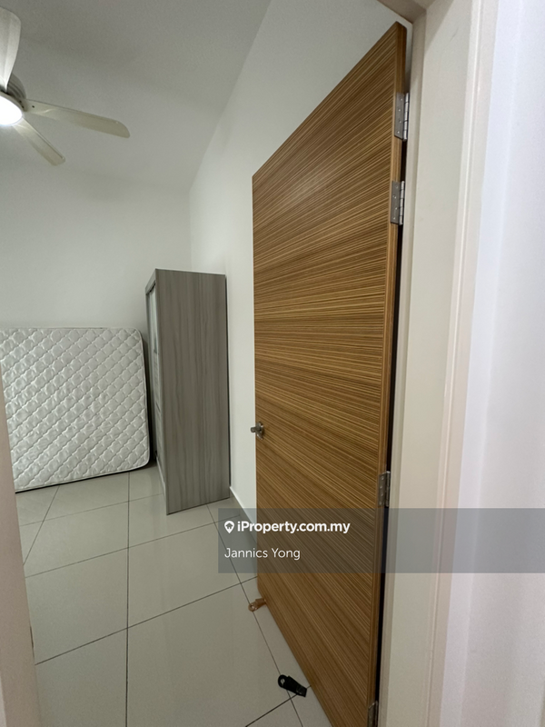 For Rent - Pearl Suria