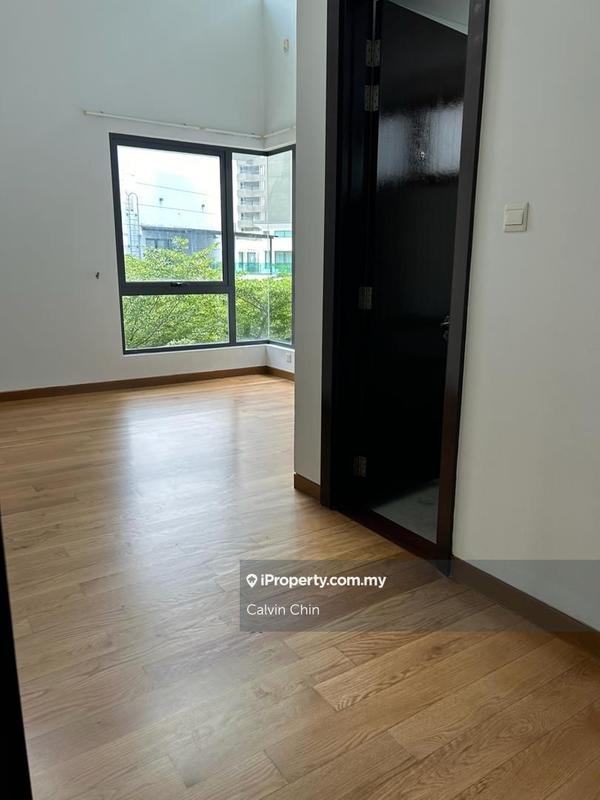 Rumah Berkembar untuk Dijual di Armada Villa, Taman Danau Desa, KL City Centre oleh Calvin Chin - iProperty.com.my