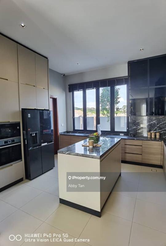 Bungalow House for Sale in Bandar Sri Sendayan, Negeri Sembilan by Abby Tan - iProperty.com.my