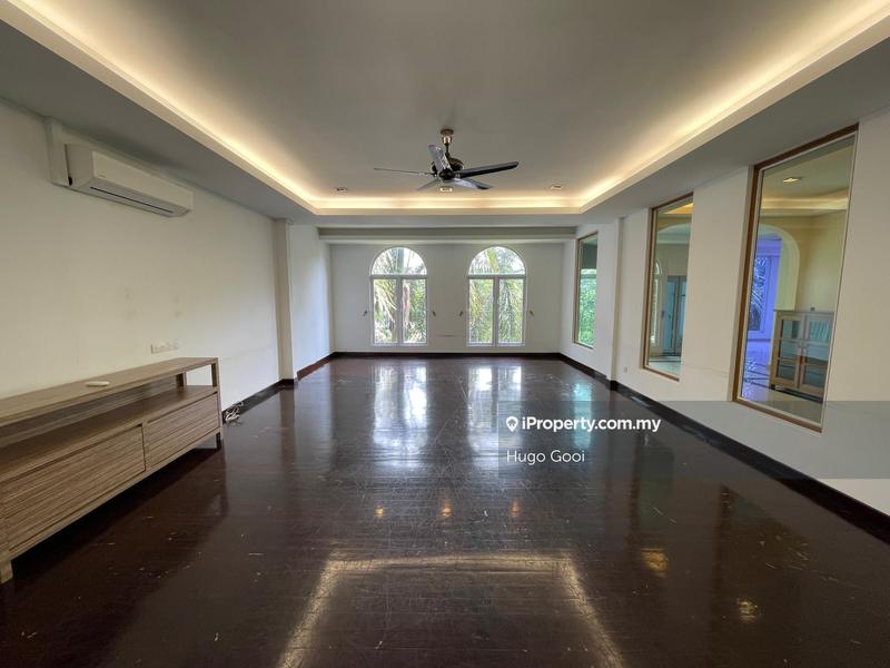 Banglo untuk Dijual di Country Heights, Kajang oleh Hugo Gooi - iProperty.com.my