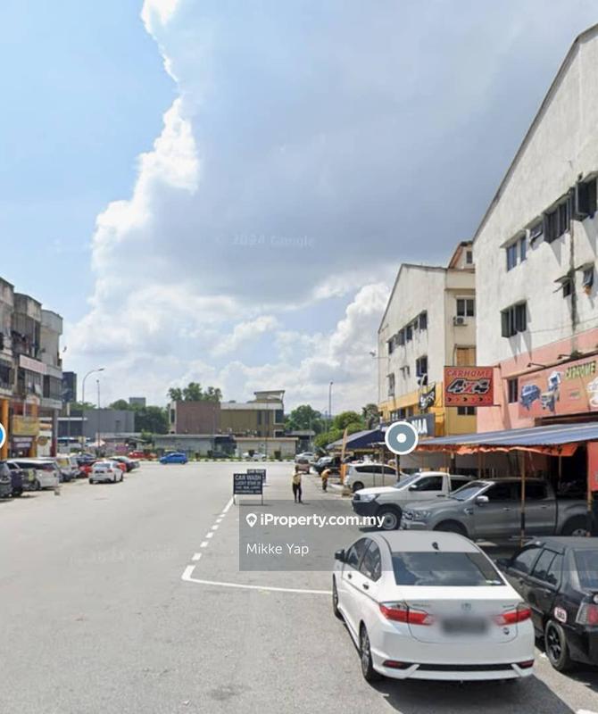 Shop for Sale in Kawasan Perindustrian Batu Caves, Batu Caves by Mikke Yap - iProperty.com.my
