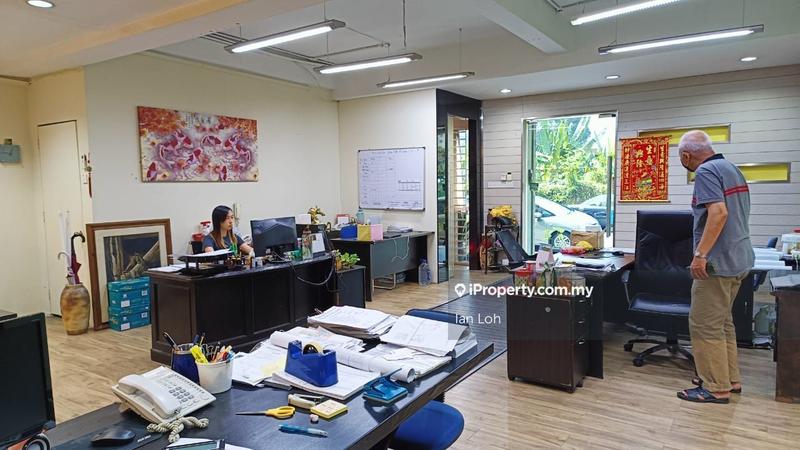 Shop for Sale in Taman Sri Sentosa, Jalan Klang Lama (Old Klang Road) by Ian Loh - iProperty.com.my