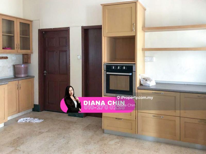 Bungalow House untuk Dijual di 2 storey Bungalow, Tanjung Bungah, Tanjung Bungah oleh Diana Chin - iProperty.com.my