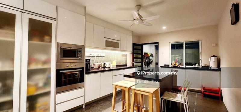 Semi-Detached House for Sale in SS 21, Jalan SS21, Kota Damansara by Debbie Tea - iProperty.com.my