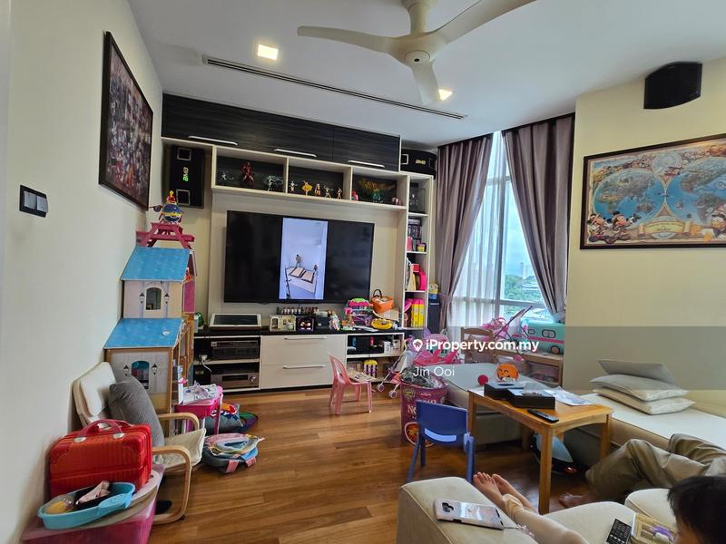 For Sale - Desa Eight